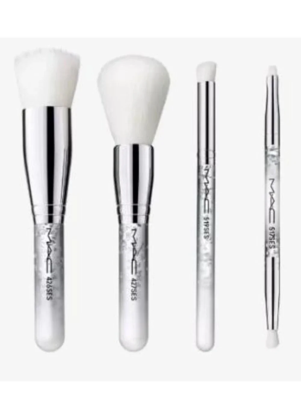 MAC Brush Of Snow Essential Brush Kit - Picture 2 of 6